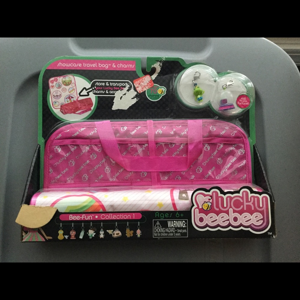 NEW Lucky BeeBee Charms & Travel Showcase Bag